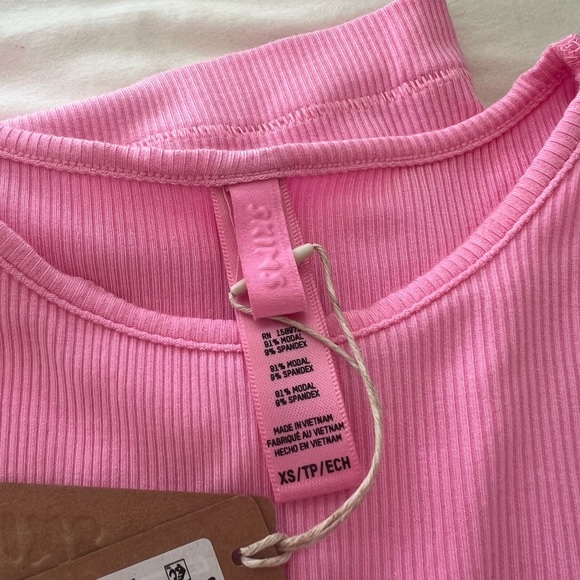 Skims Soft Lounge Sleeveless dress in cotton candy - Picture 4 of 4